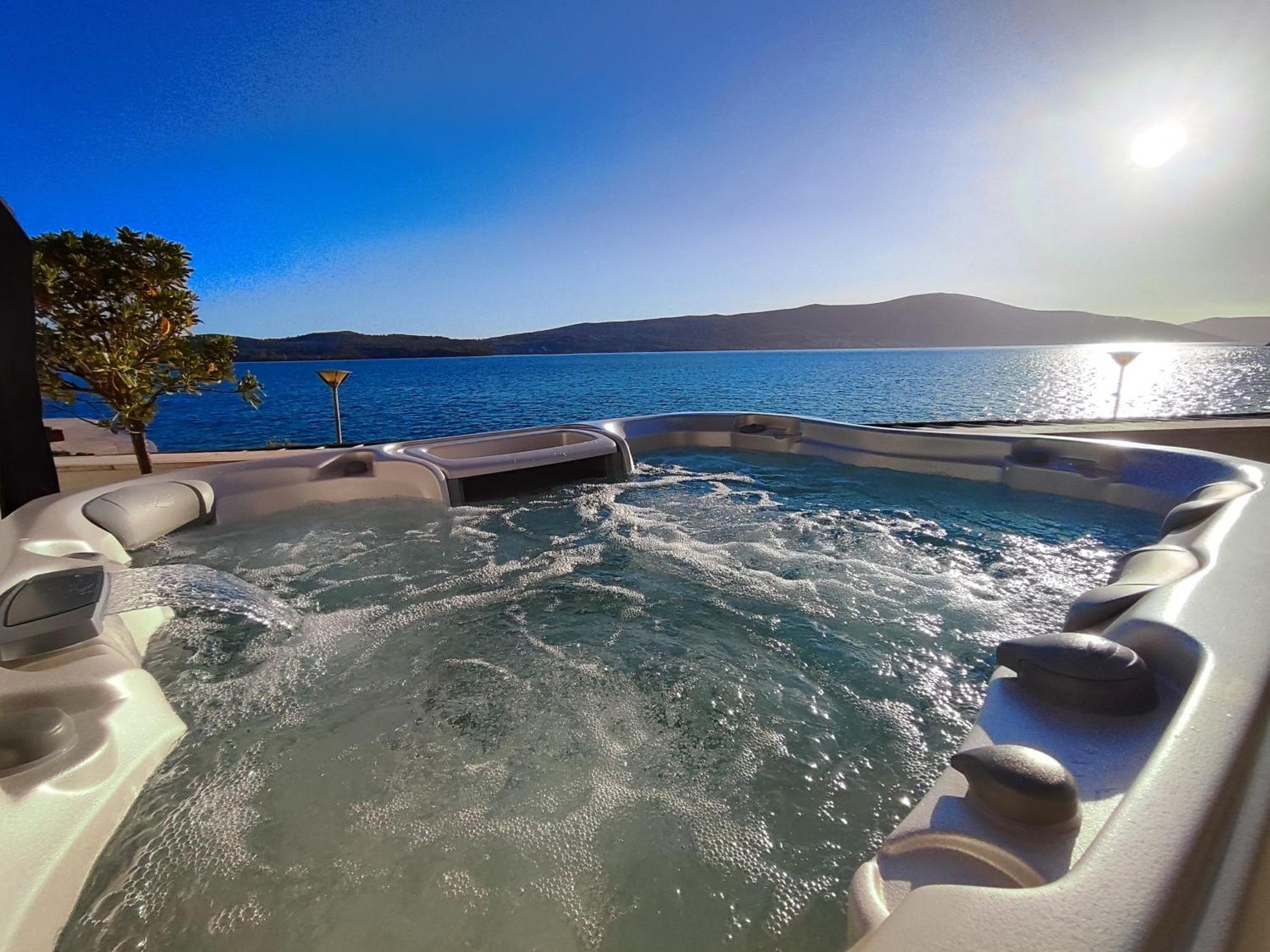 Seafront Apartments Tivat Exterior photo